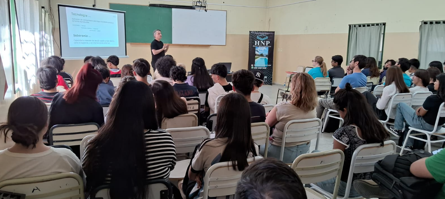 Fundación Soberanía en la Semana de las Escuelas Técnicas