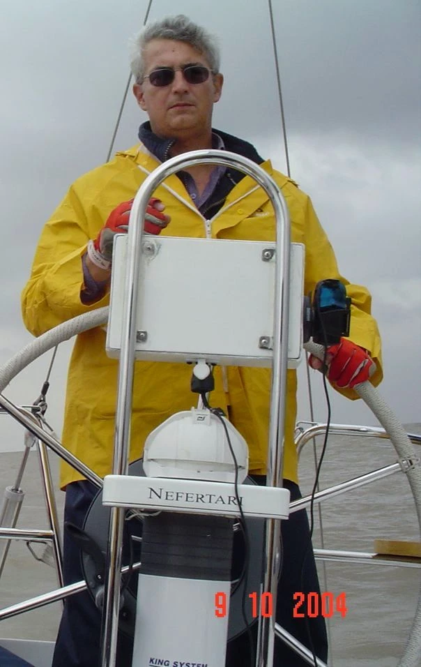 Navegando en el velero de un amigo