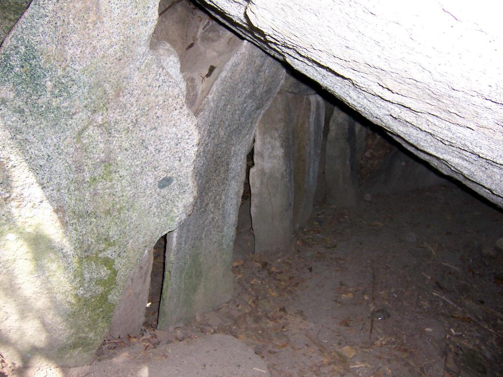 Pueblito "CHAYRAMA" - Cueva de Piedras