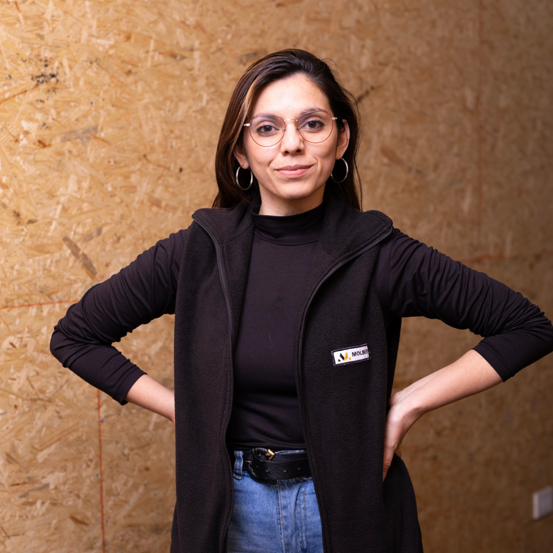 Nuestra Gerenta de Inteligencia Comercial nos cuenta cómo es formar parte de un equipo de mujeres en una empresa de materiales para la construcción en seco