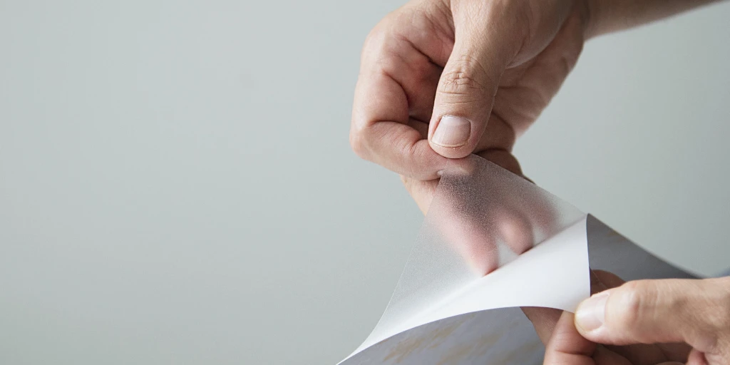 Colocacion de vinilos troquelados e impresos