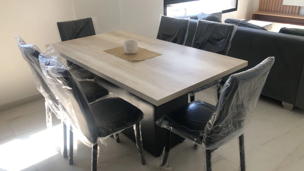 Mesa160x80 con mueble de guardado
