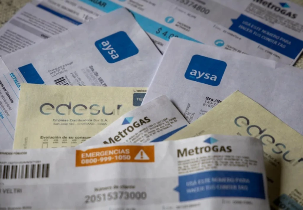 Abril llega con una nueva ola de aumentos que impactará en el bolsillo