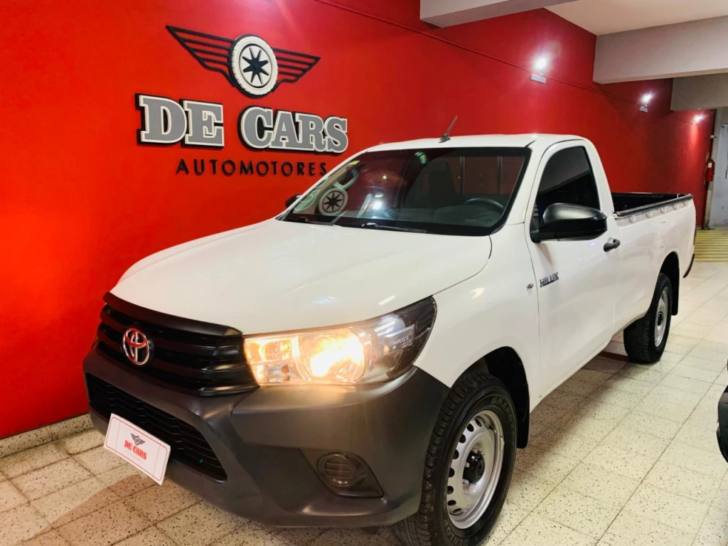 TOYOTA HILUX DX 4X2 2022: Nuestra opinión