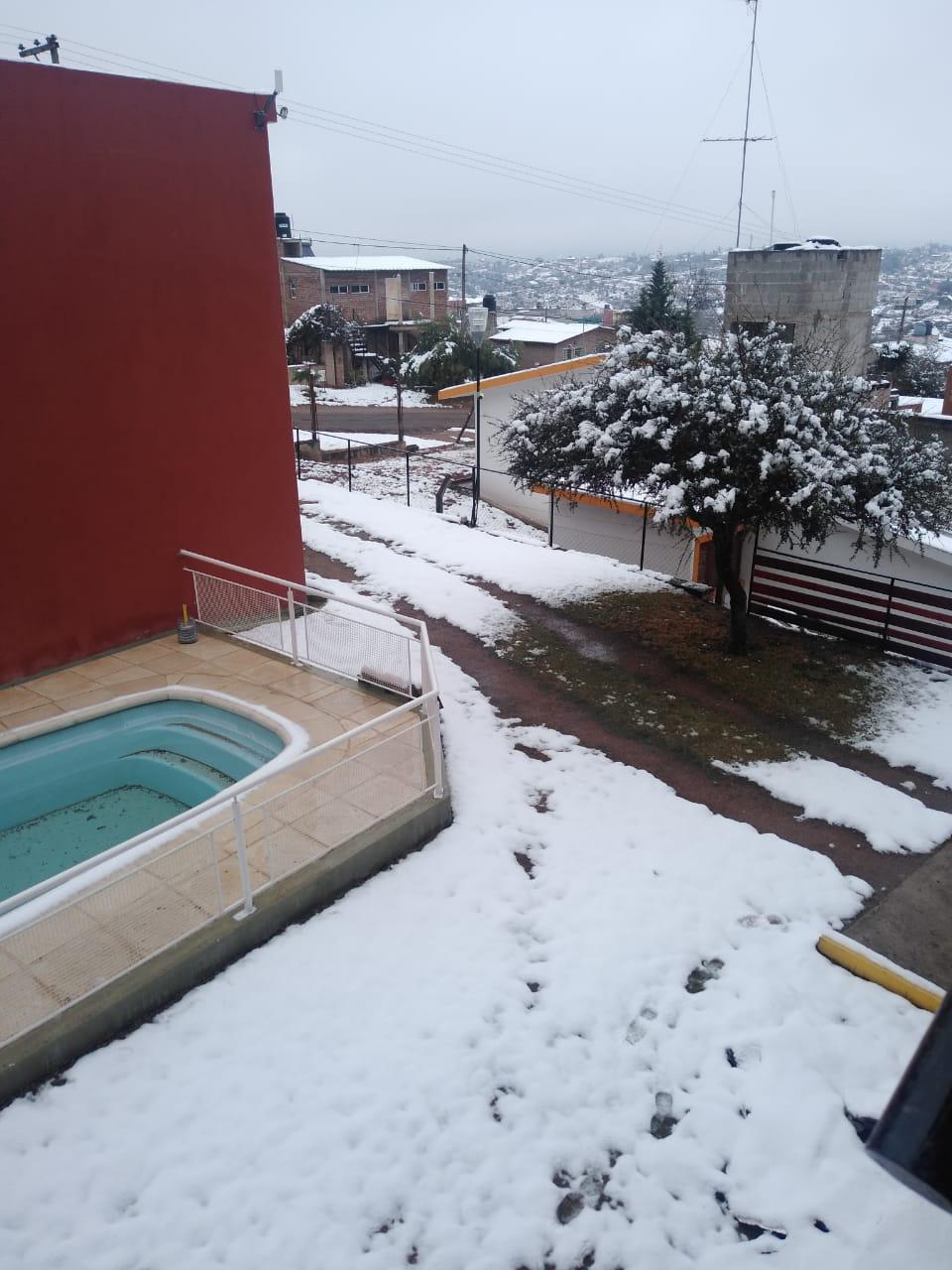 PILETA CON HIDROMASAJES