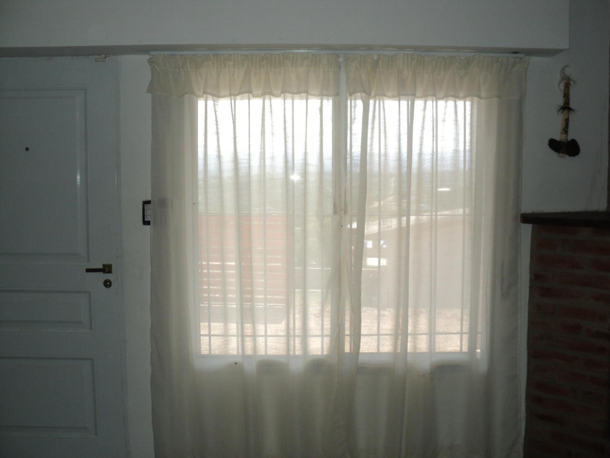 Vista entrada casa p/ 8 personas