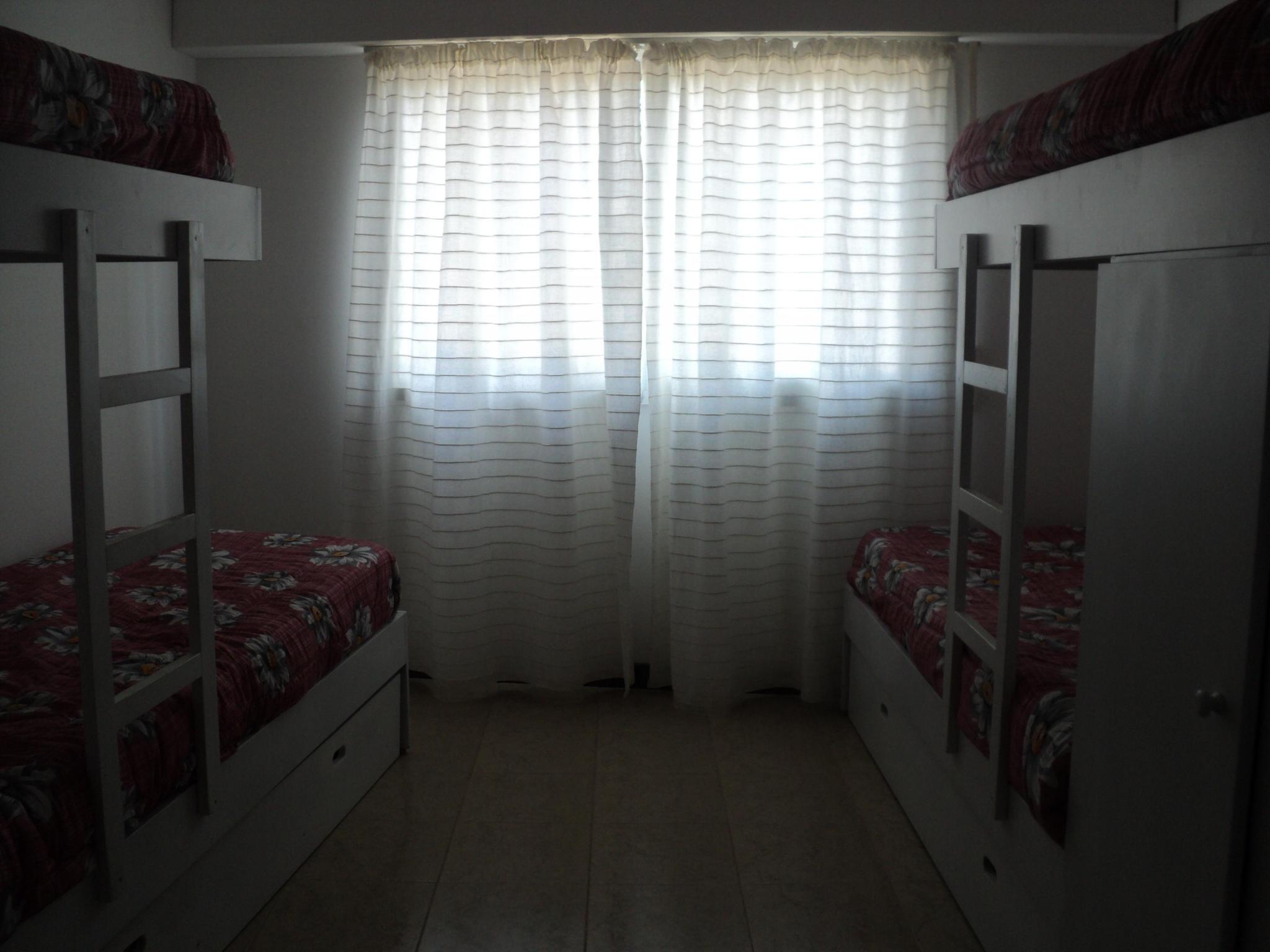 Vista dormitorio 2 casa p/ 8 personas