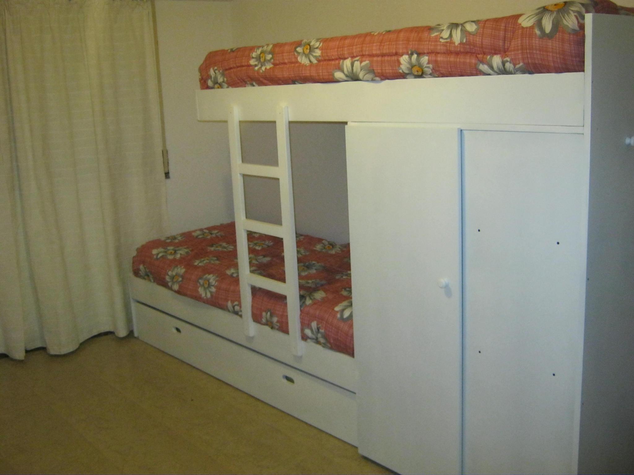 Vista dormitorio 2 casa p/ 8 personas