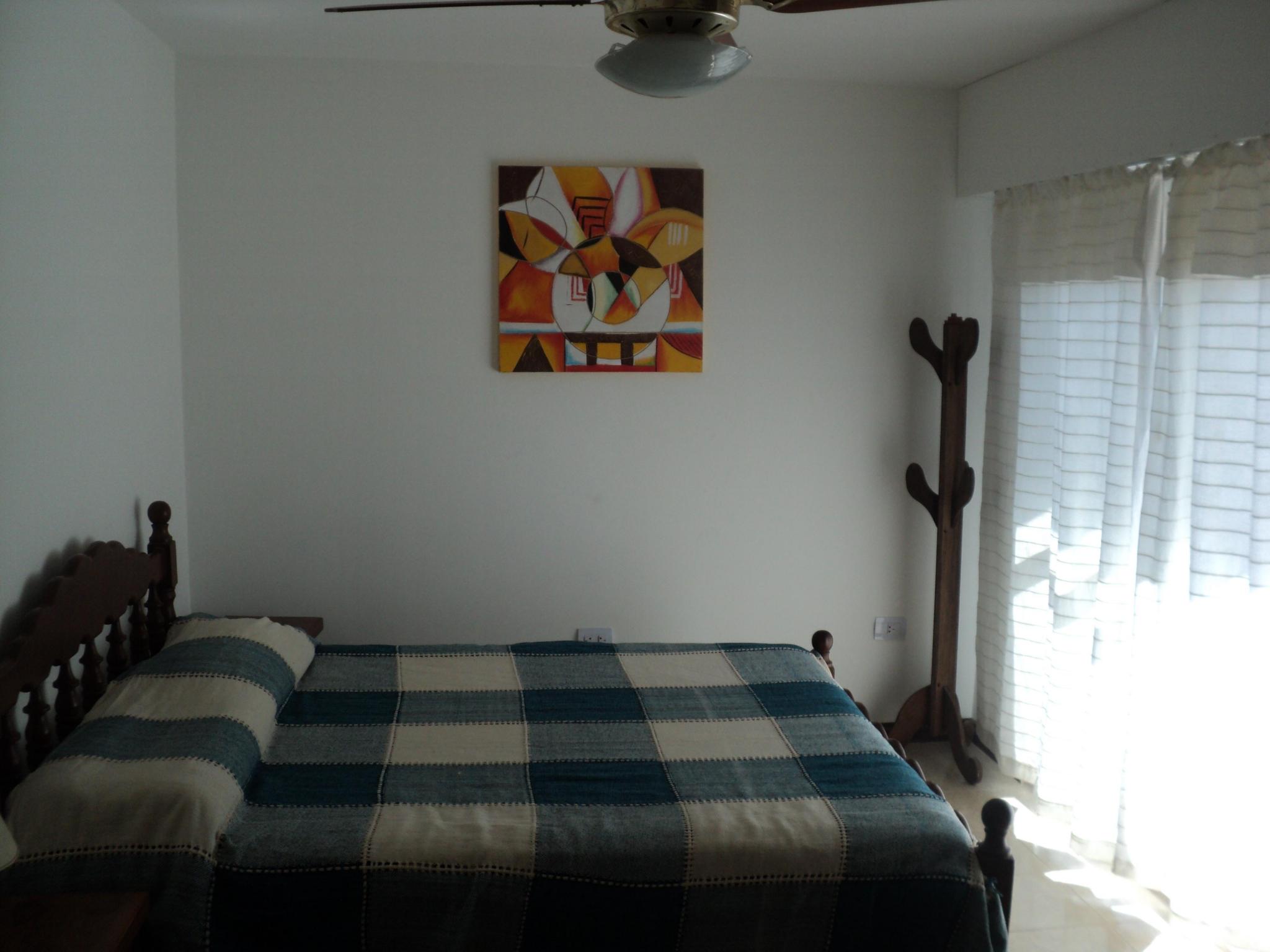 Vista dormitorio principal casa p/ 8 personas