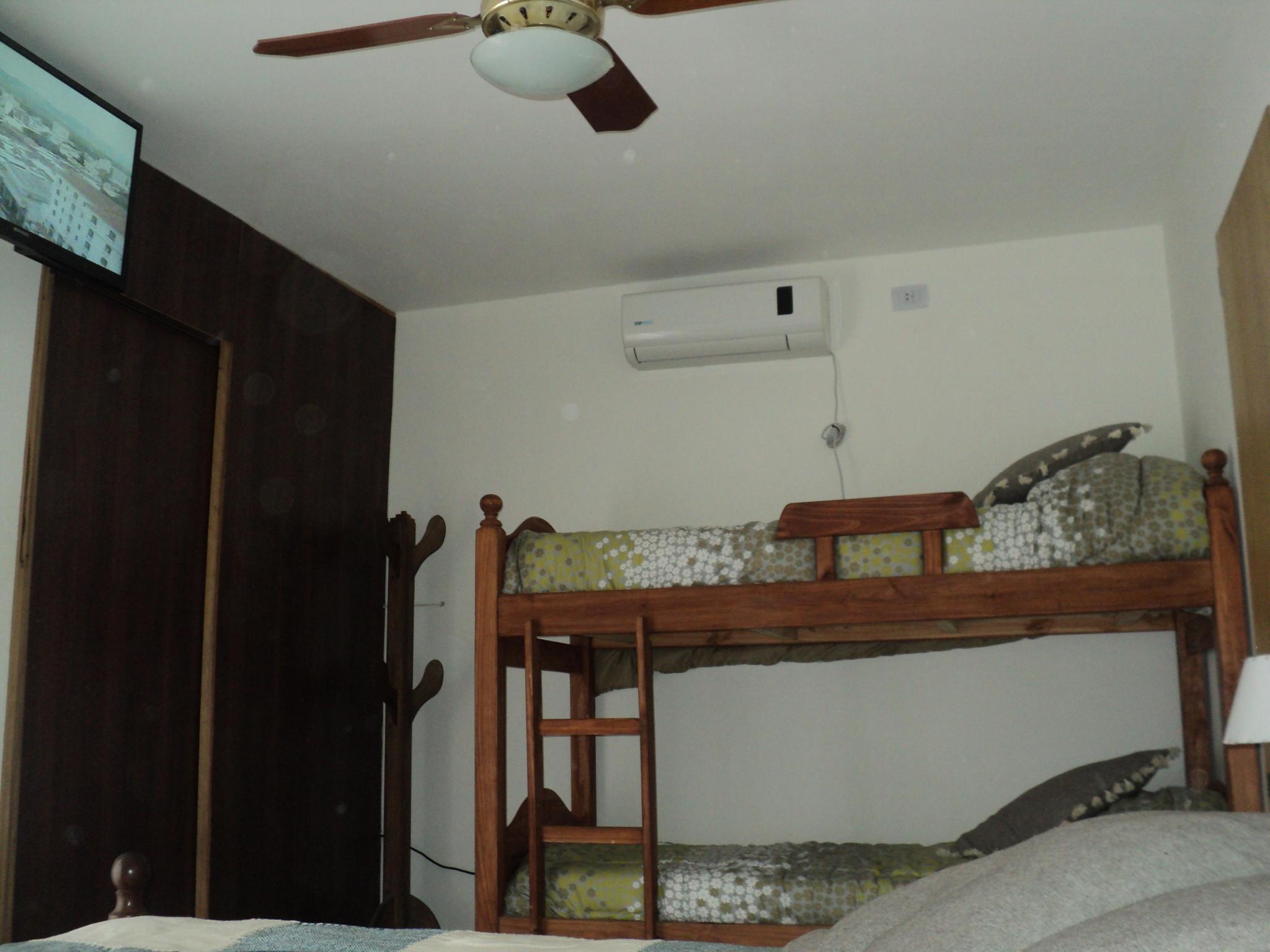 Vista dormitorio principal casa p/ 8 personas