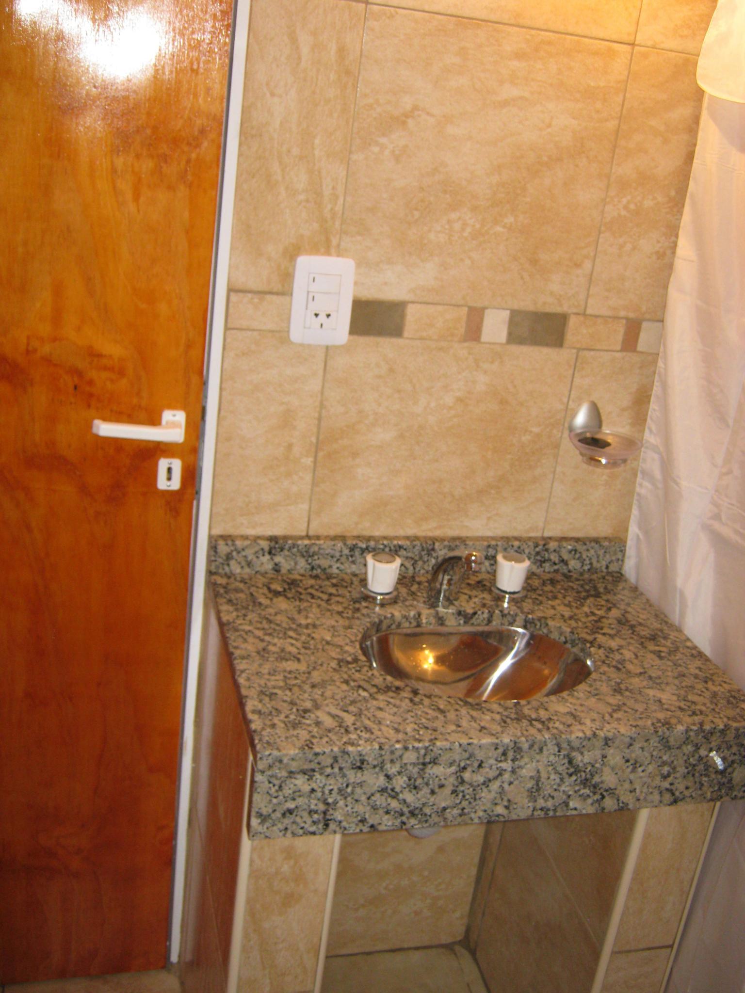 Vista baño casa p/ 6 personas