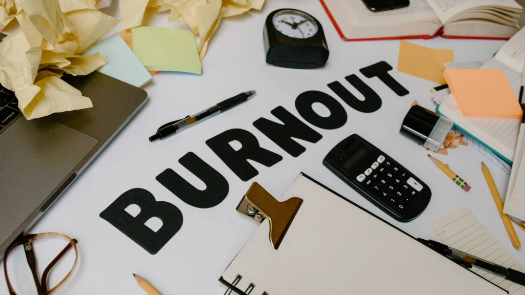 Burnout: el cansancio que no se cura durmiendo