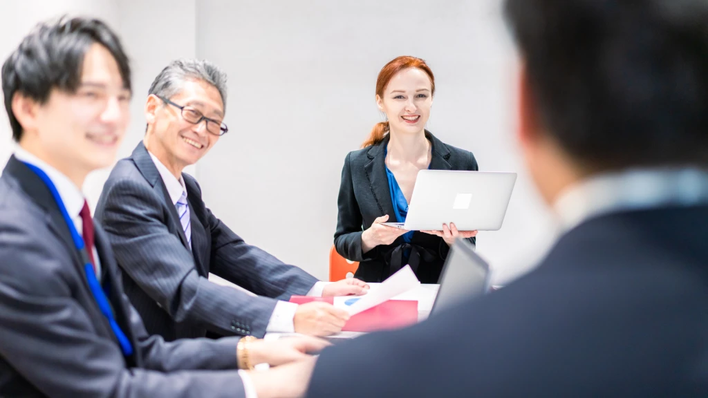 Cómo dominar el inglés corporativo en el ámbito laboral