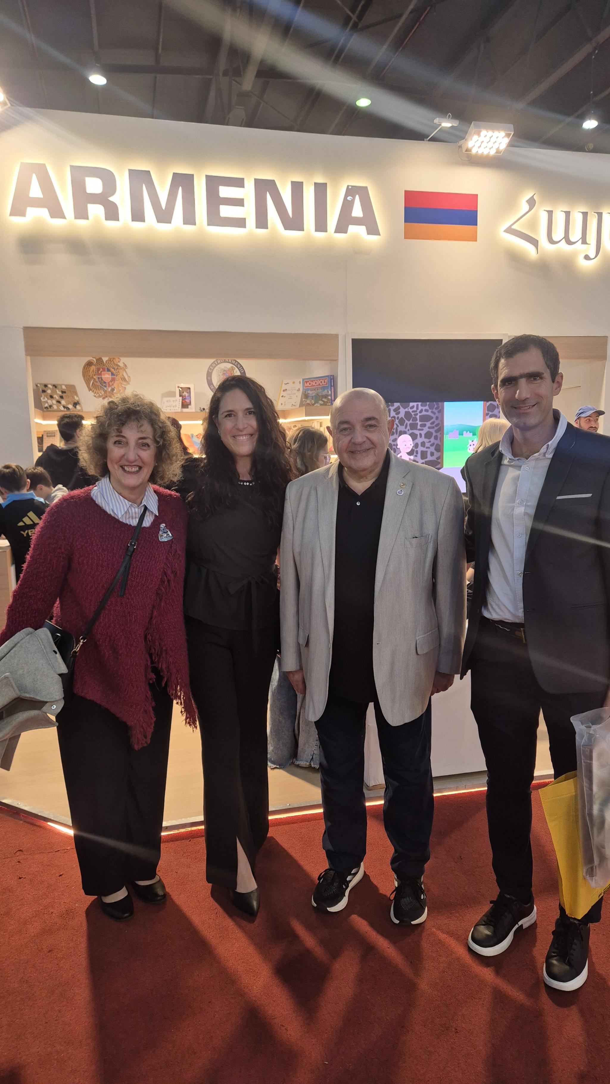 Dia de Armenia en la Feria del Libro