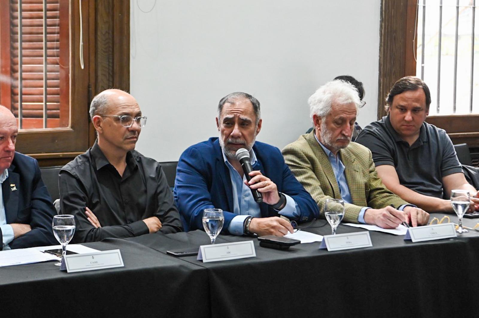 CAENA participó de la mesa consultiva del SENASA