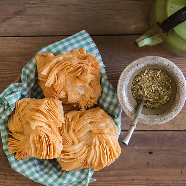 Pastelitos criollos de membrillo