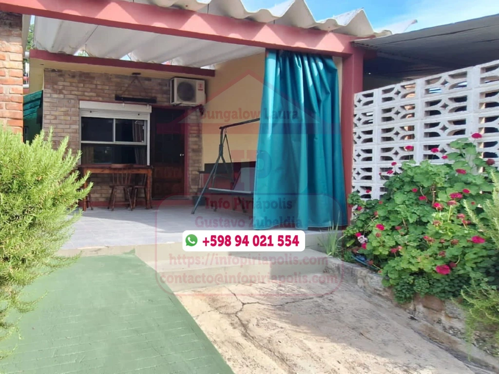 BungalowLaura2.webp