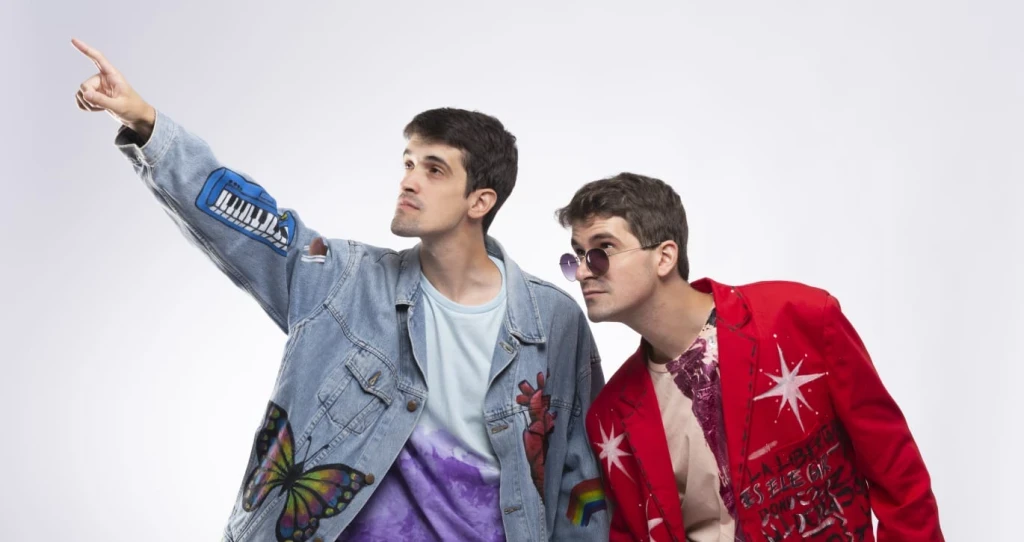 ⭐ “La Taza Calva Explota con Vida de Adulto: El Himno Millennial que Nadie Sabía que Necesitaba”