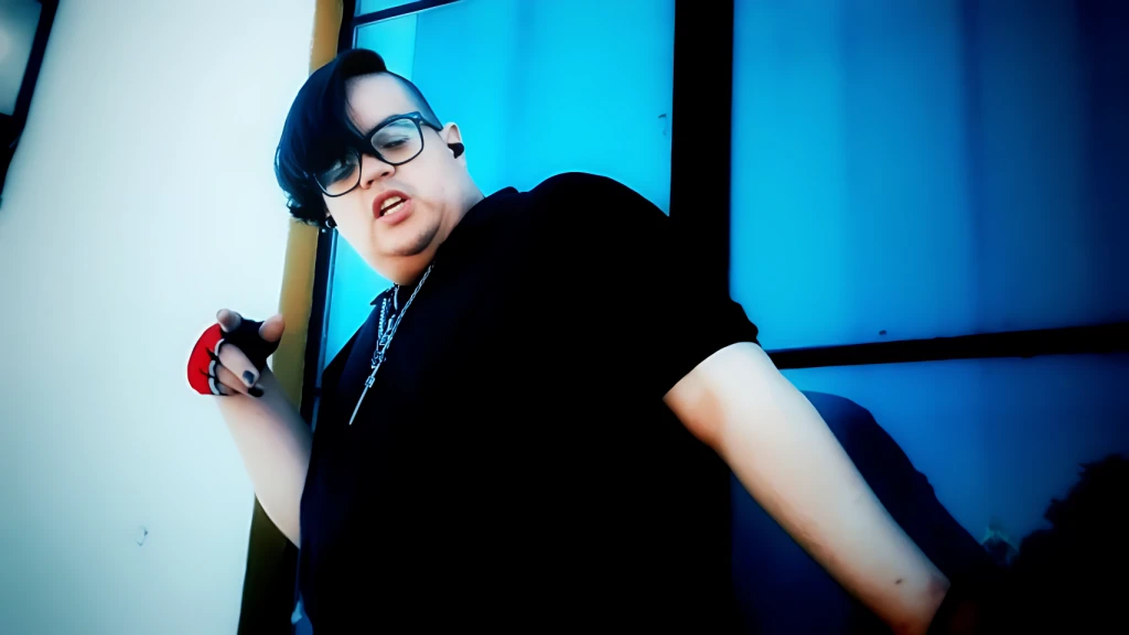 St Russian Lanza “Bling Bling Materia”: El Futuro del Sonido Y2K y la Música Alternativa