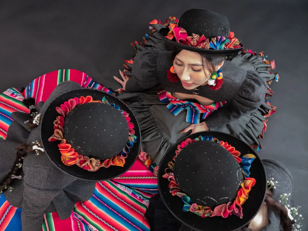 Arisa Onaga: la diseñadora que transforma sus raíces en arte y moda internacional