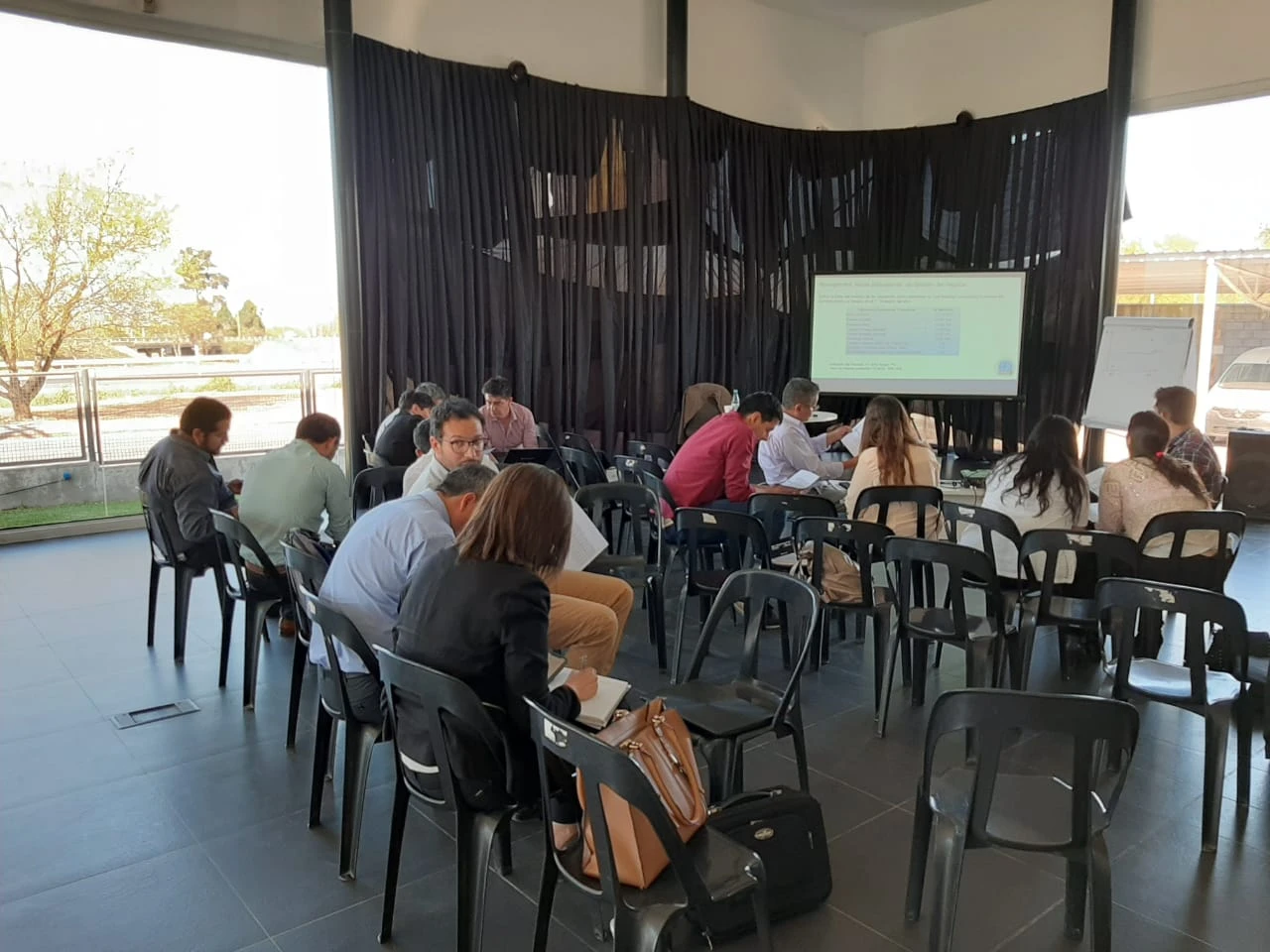 https://ss-cnt-001c.esmsv.com/r/content/host1/bade633d27ce9c2c0b6cf414c40529d8/editor/Curso%20Gesti%C3%B3n%20Economica%209.webp