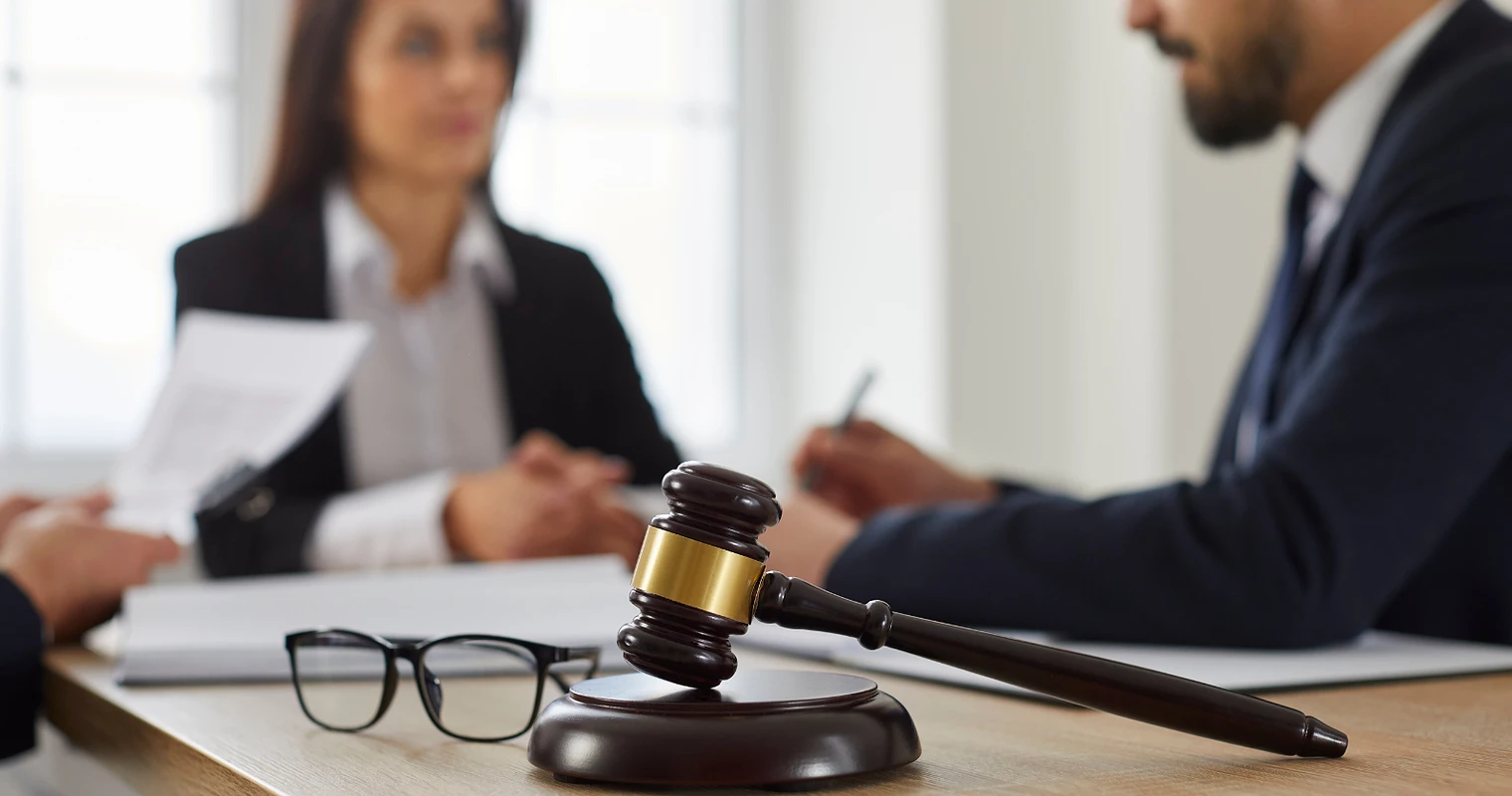 abogados civil y penal