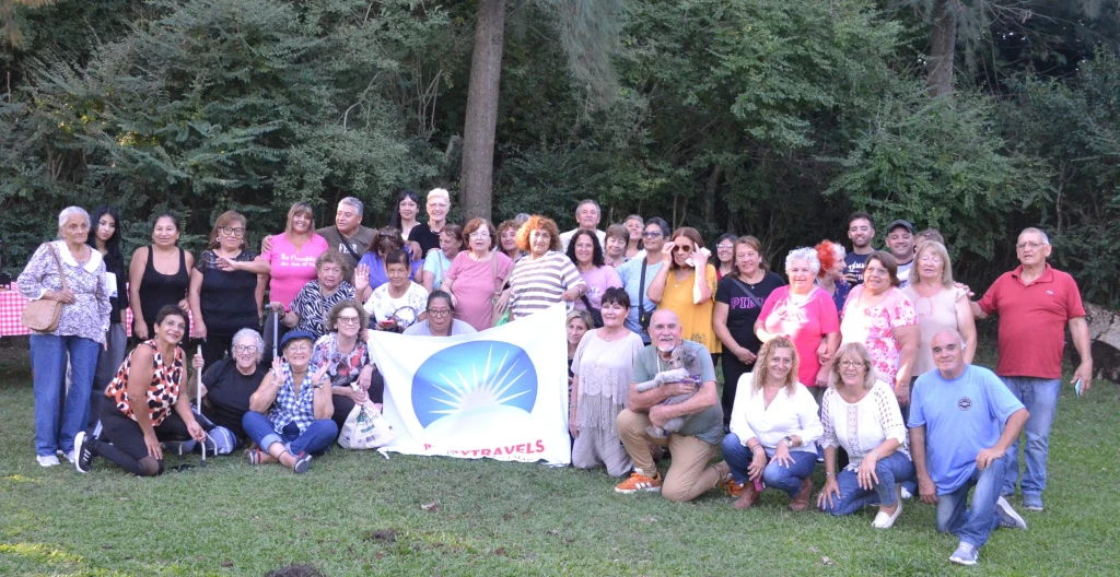 ClubAmigosMuiz-ExcursinIslaMorena276.webp
