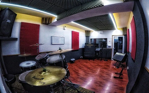 sala_ensayo_lomas_del_mirador_07.webp