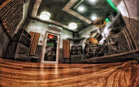 sala_ensayo_tama_ramos_mejia_03.webp