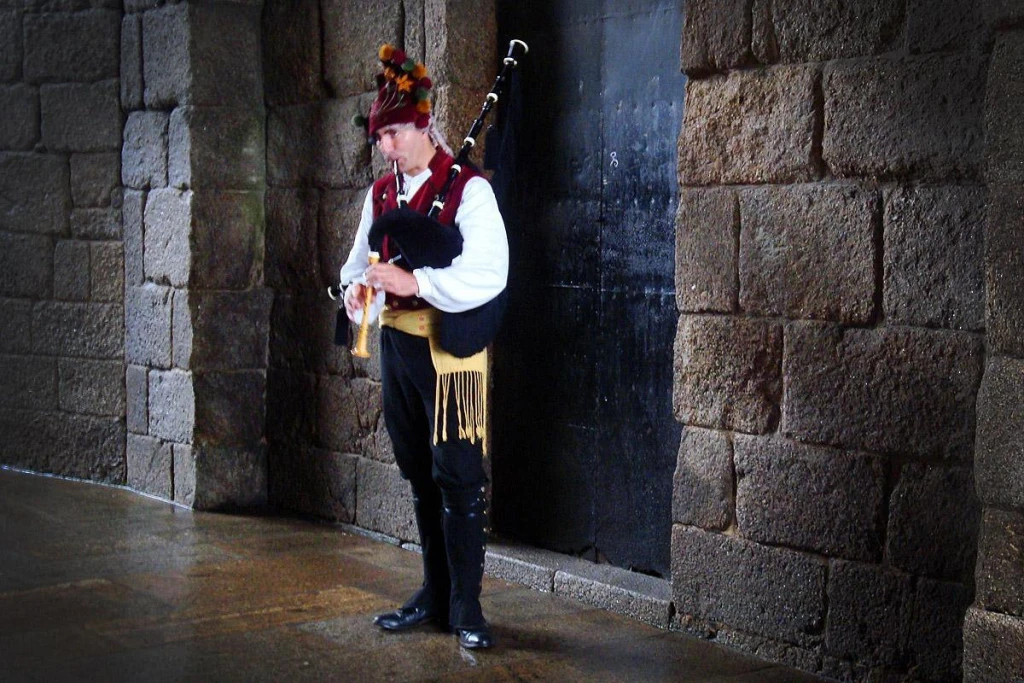 Gaitero en la Catedral de Santiago