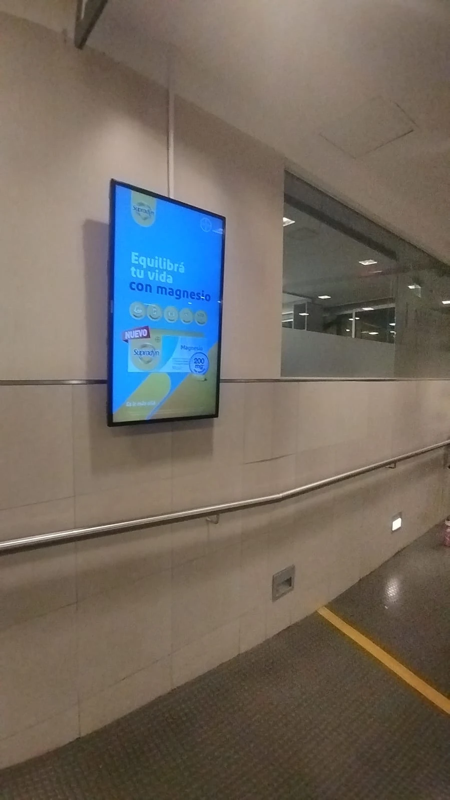 Publicidad Supradyn en Megatlon Nuñez