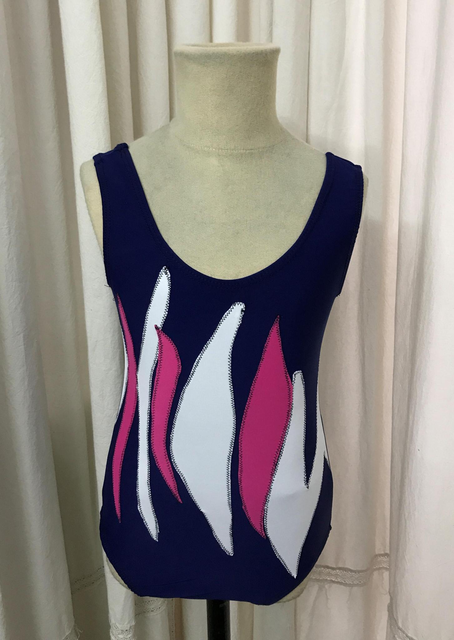 Malla lycra con apliques en distintos colores 