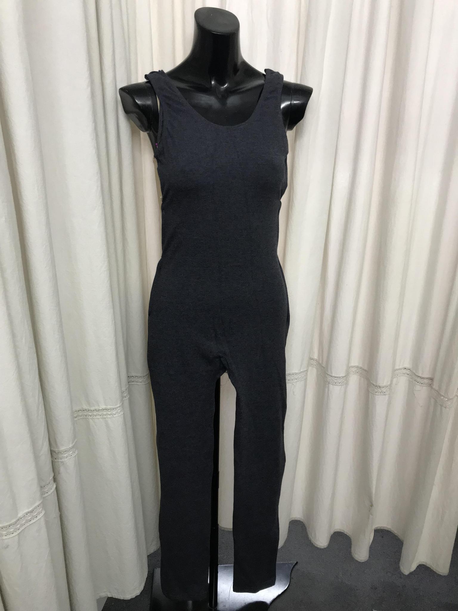 Enterito sin mangas lycra de algodon.