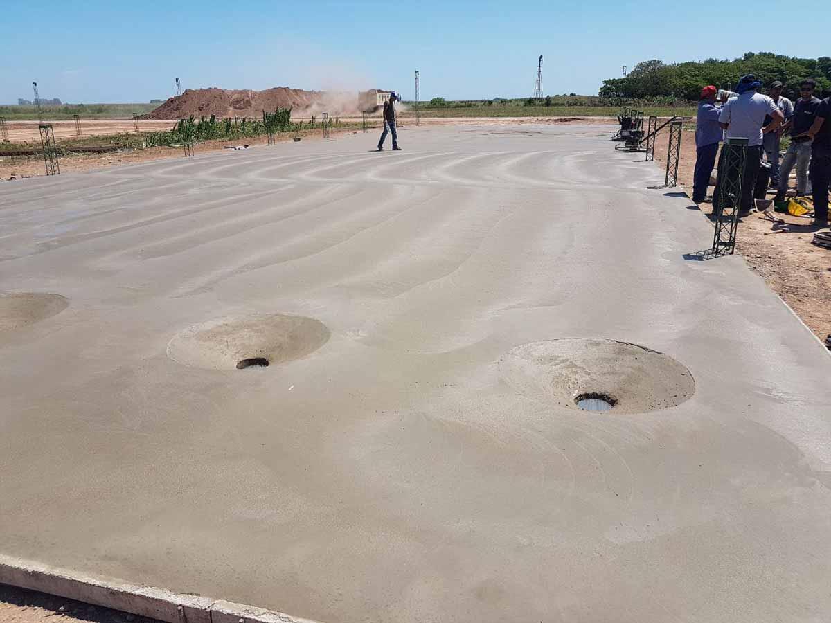 plateas con desagües para nuevos criaderos en San Pedro