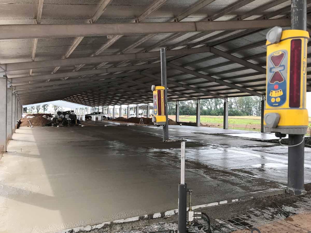 Pisos de hormigón llaneado para criadero de cerdos en Ramallo, Buenos Aires