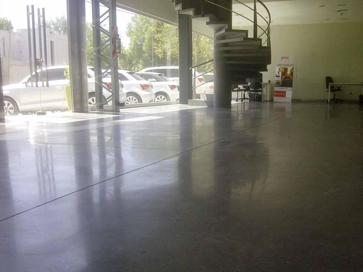 Pisos de hormigón llaneado y pulido extremo