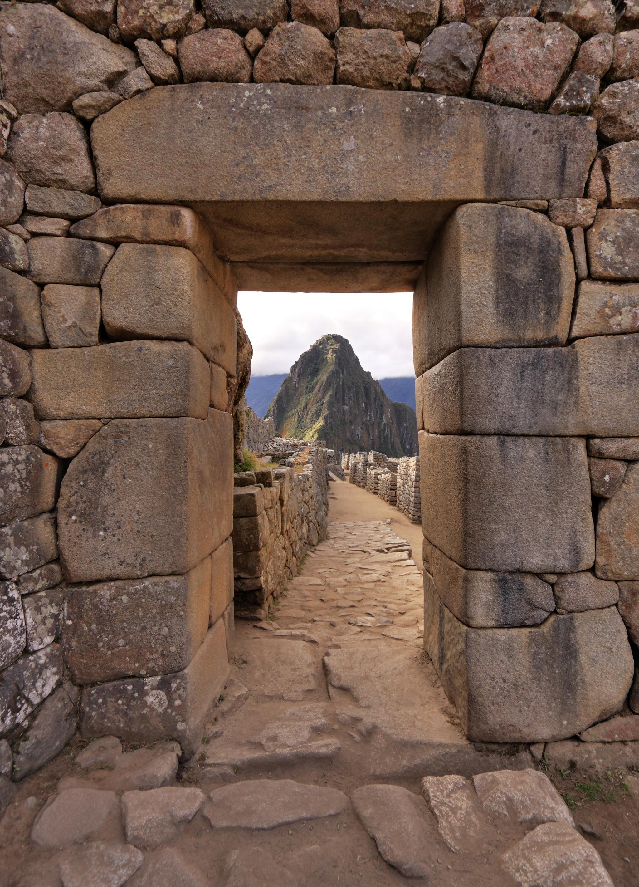 DESCUBRIENDO MACHU PICCHU