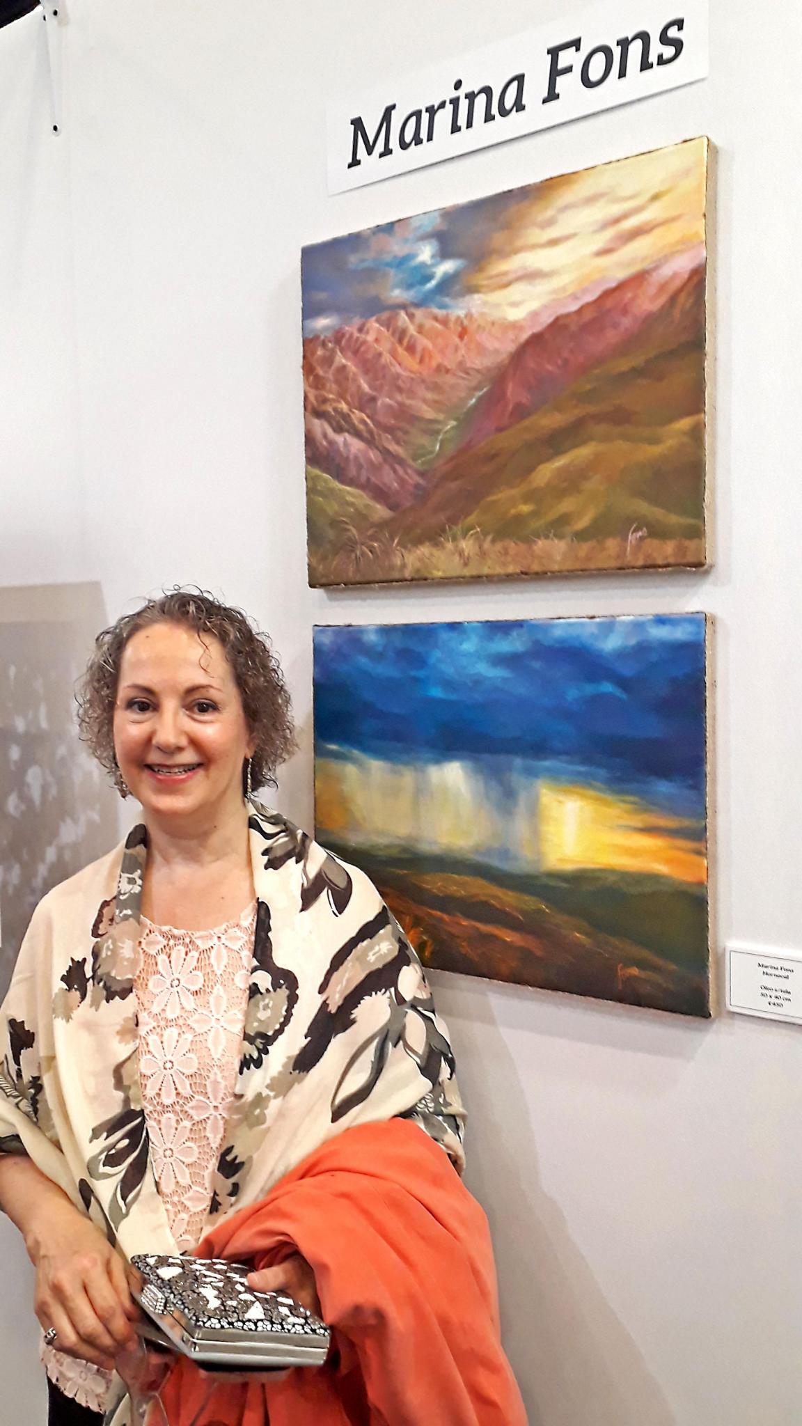 Marina Fons con sus obras expuestas