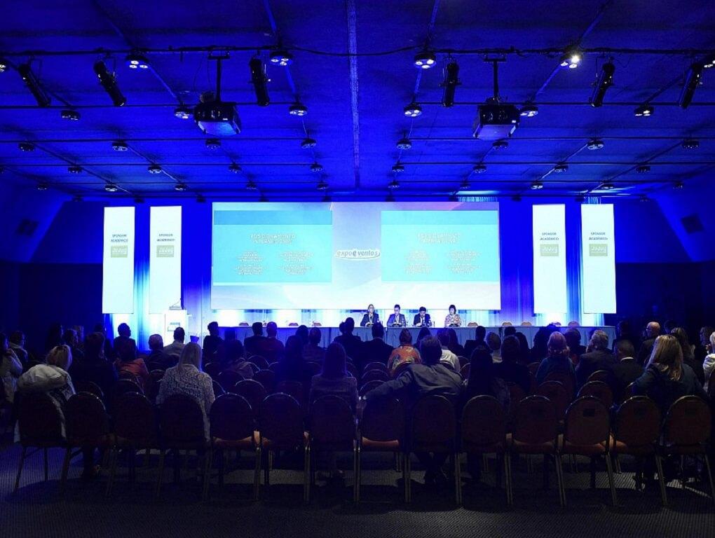 Congresos y convenciones