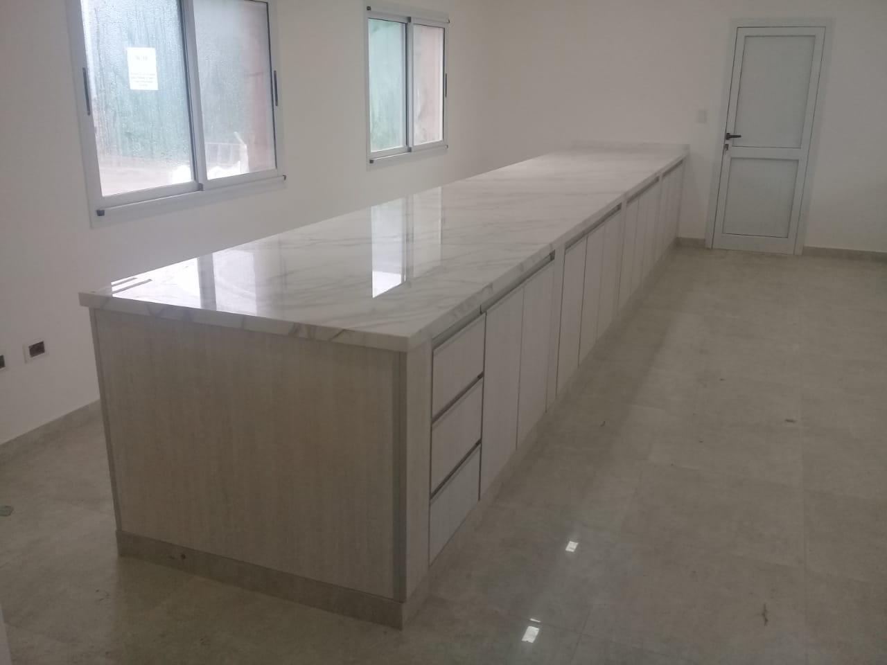 NEOLITH CALACATA PULIDO, DE 12MM