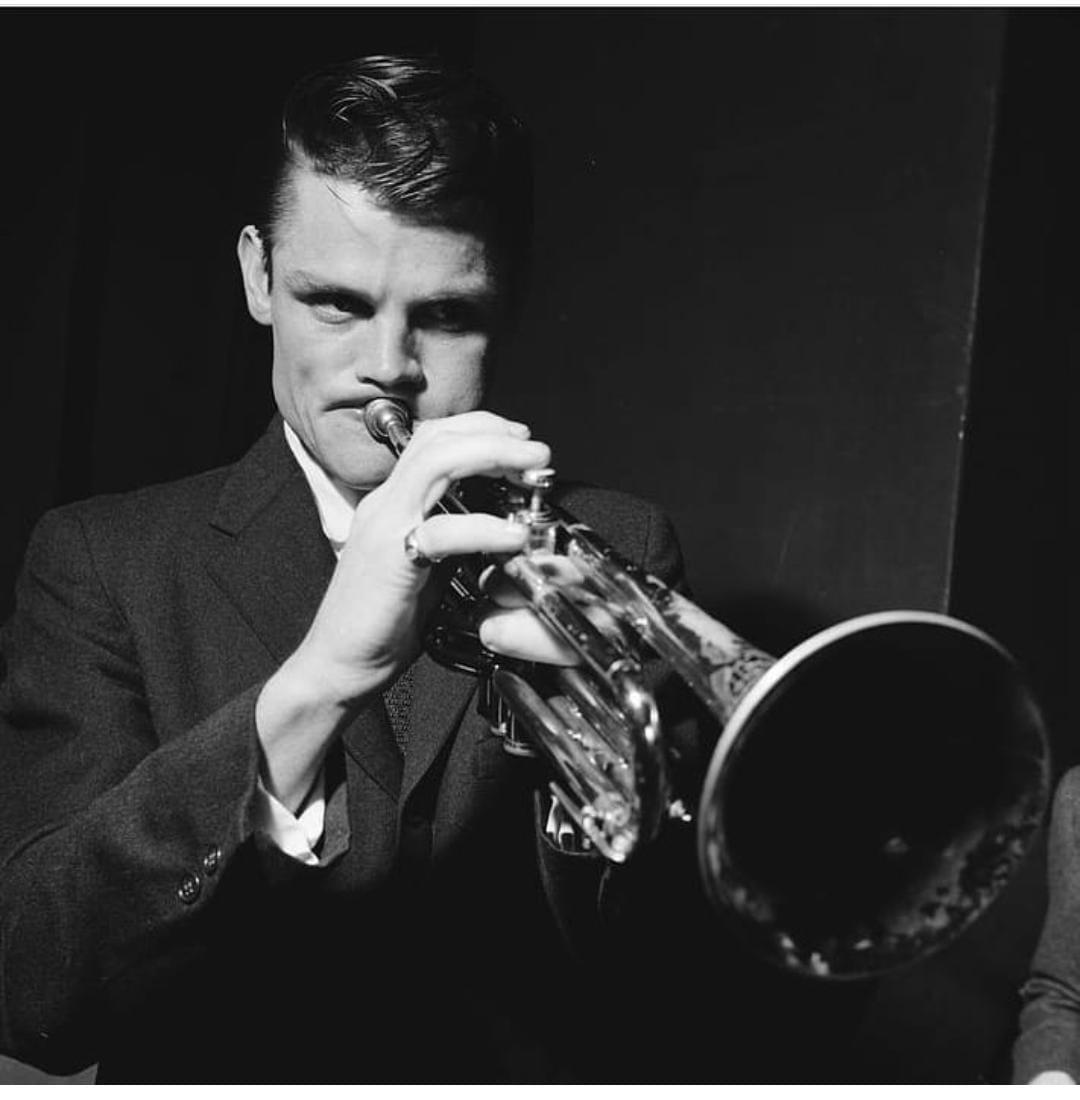 SINGS DE CHET BAKER