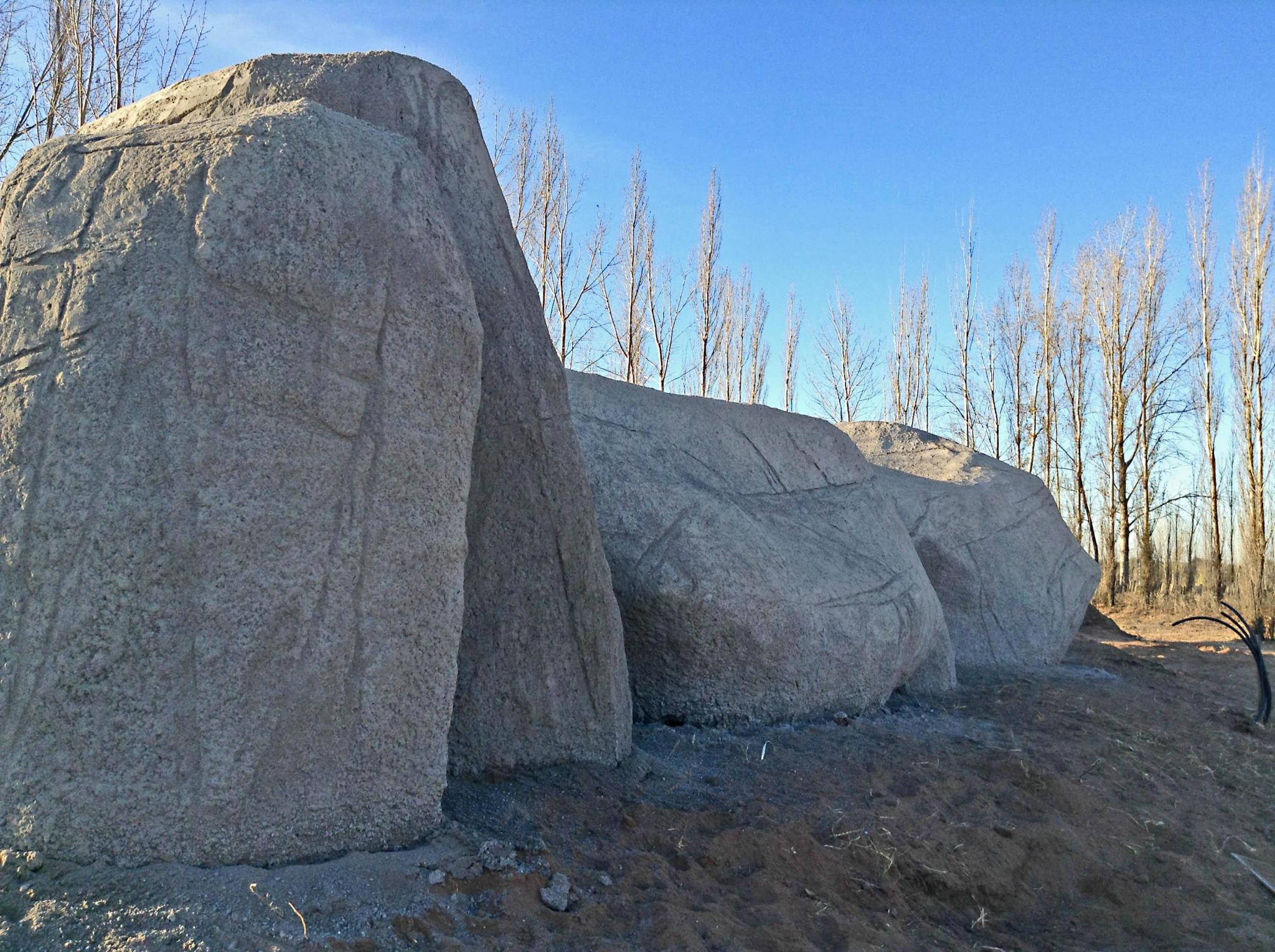 Realización de rocas artificiales.