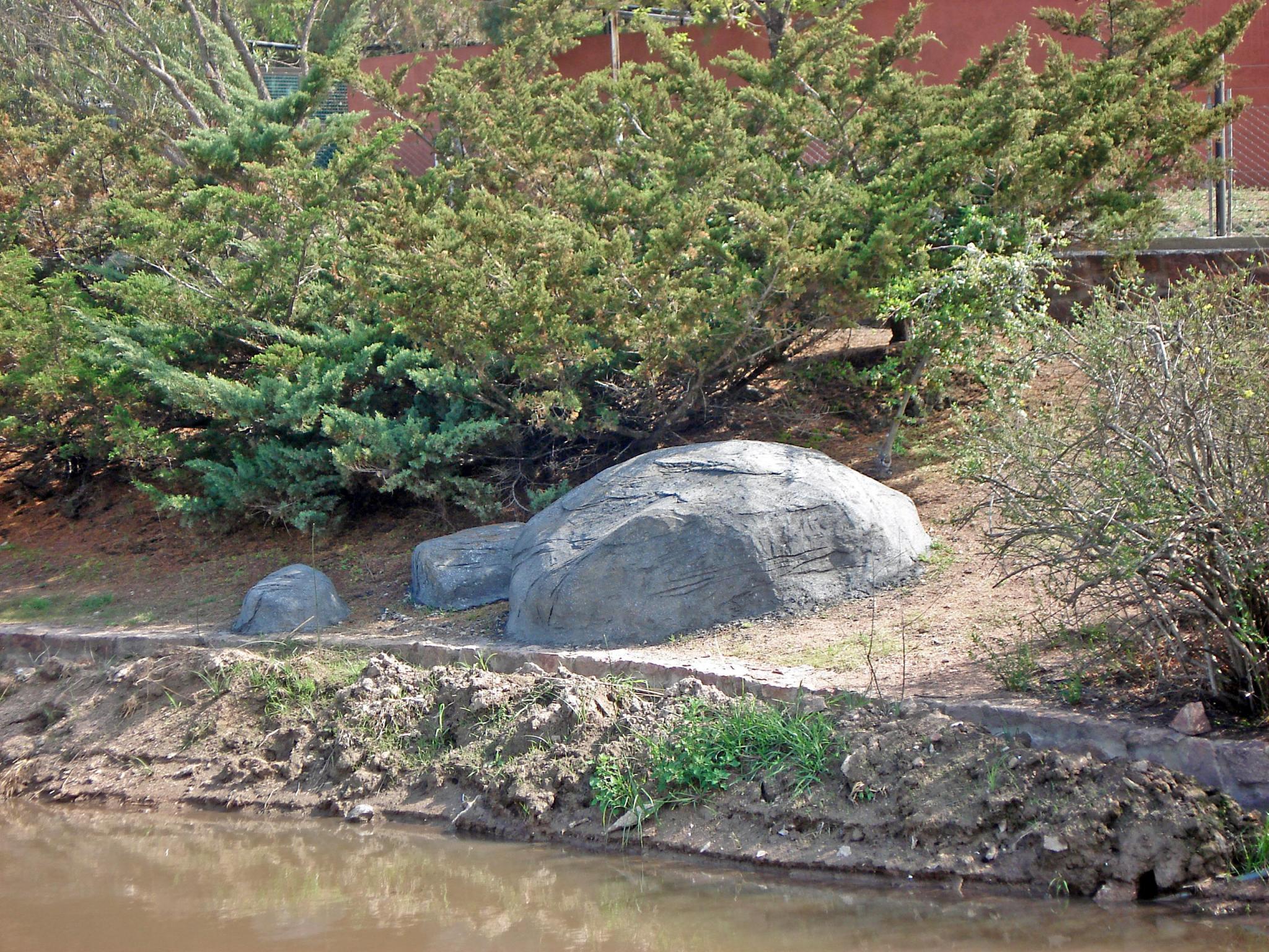 Realización de rocas artificiales.