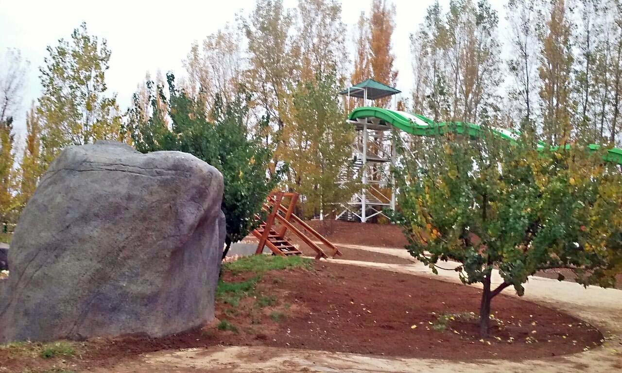Realización de rocas artificiales.