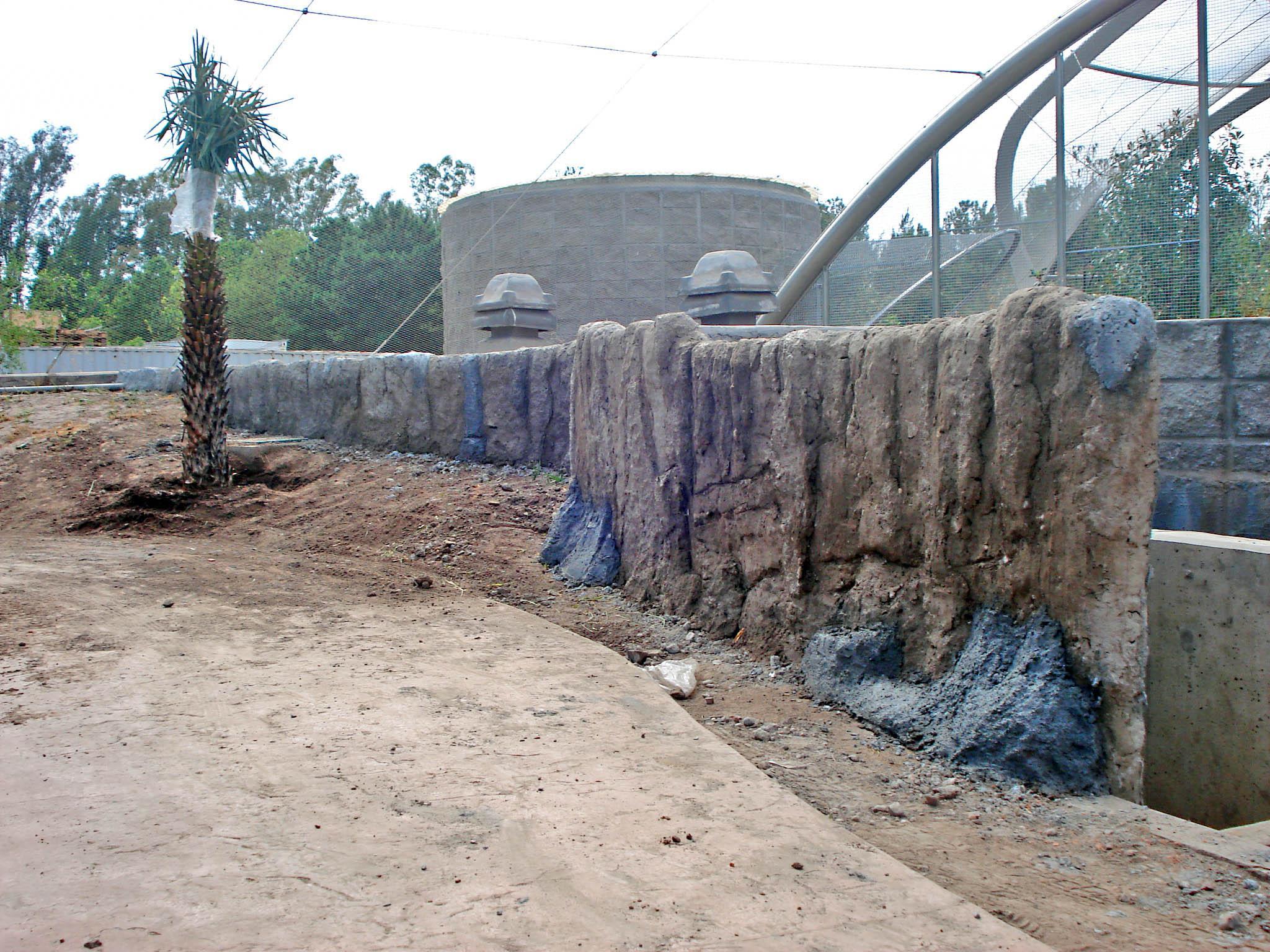 Realización de muro rocoso.