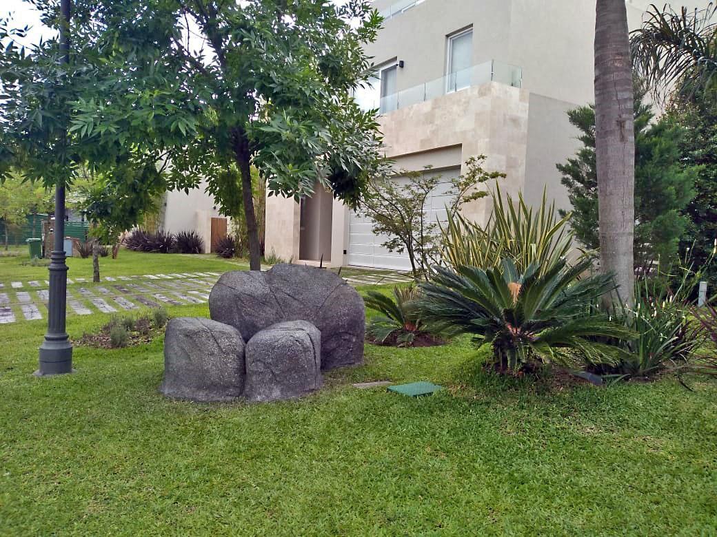 Realización de rocas sueltas