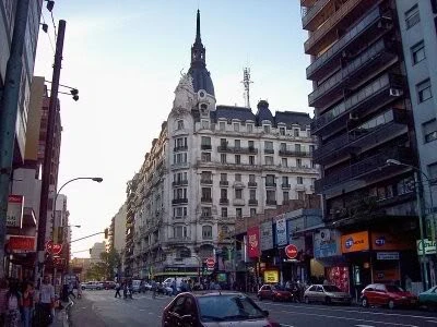 OnceCtesyPueyrredn70balcones.webp