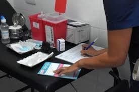 “La gente tiene alivio y  mucha alegría por vacunarse ” 