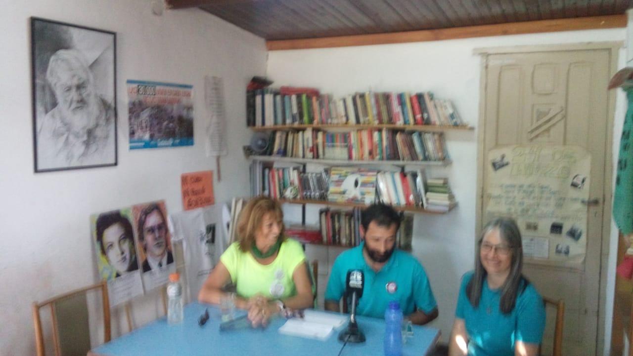 Reposición de pañuelos en plaza San Martín
