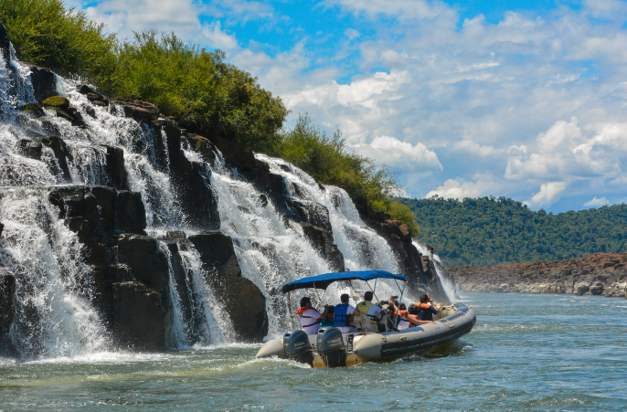 ¡El Soberbio te Espera! Vacaciones de Invierno entre Saltos, Selva y Aventura en Misiones 🏞️🌳